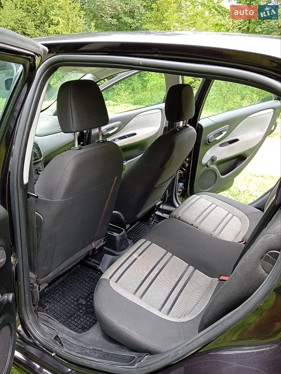 2010 Fiat Punto - мініатюра 10