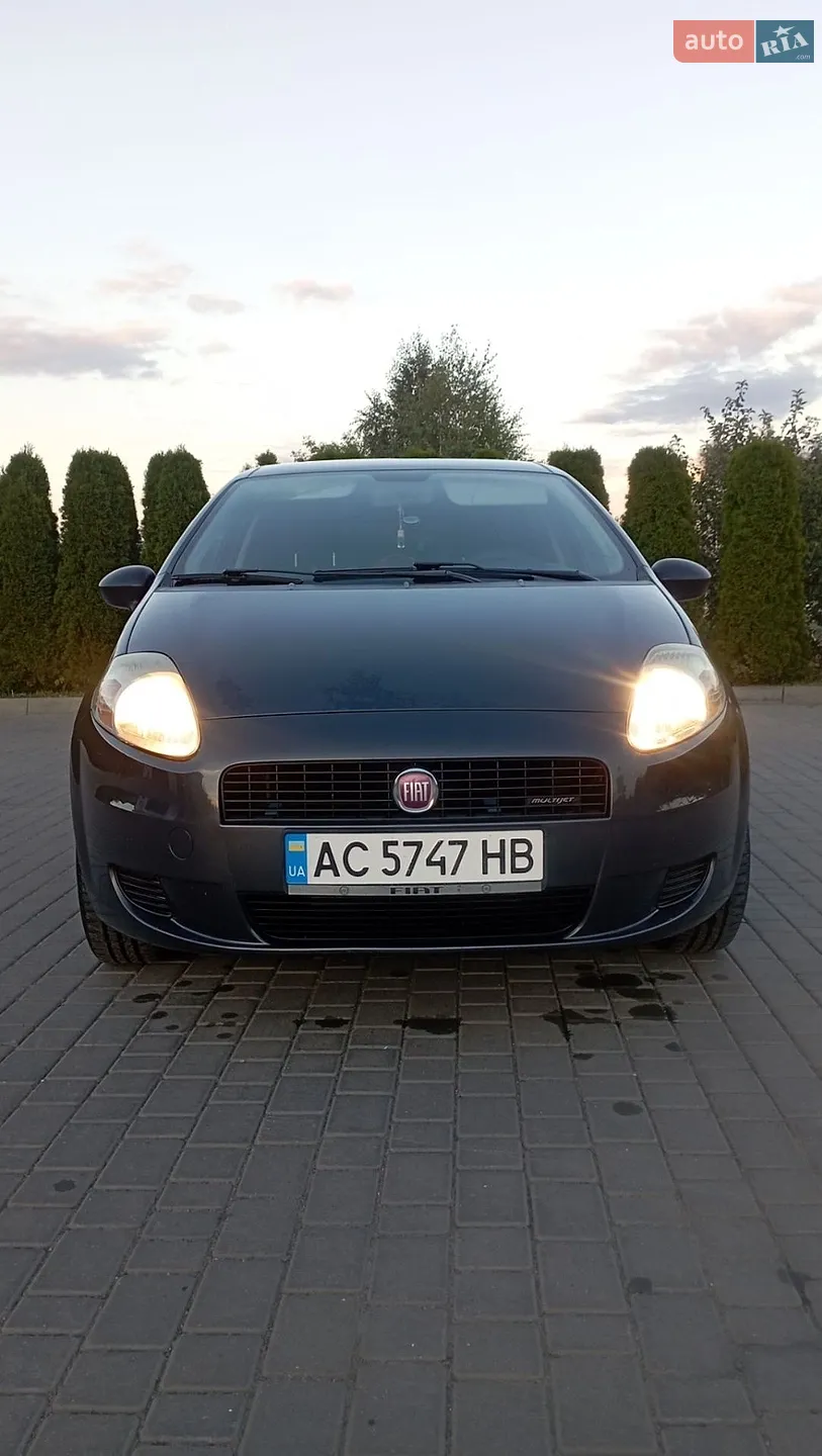 2010 Fiat Punto - мініатюра 11