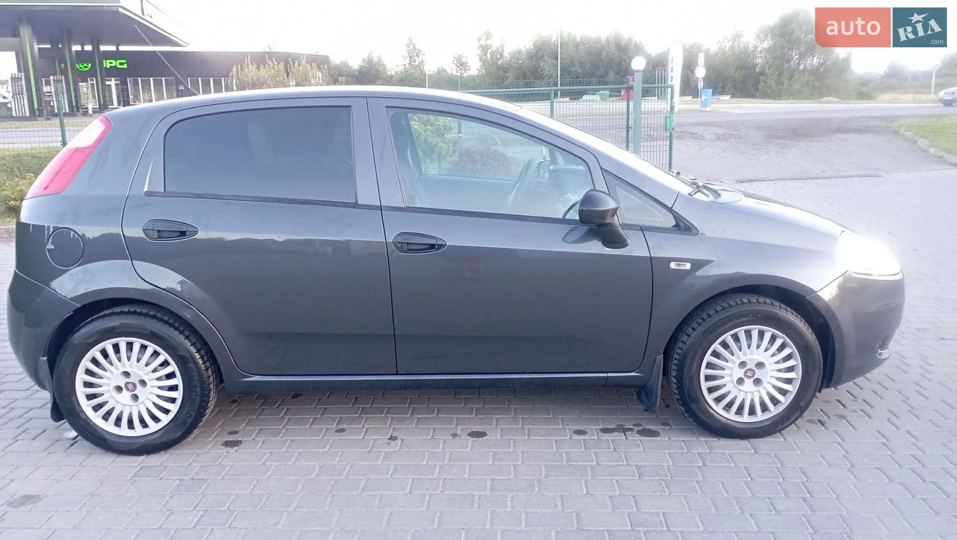 2010 Fiat Punto - мініатюра 8