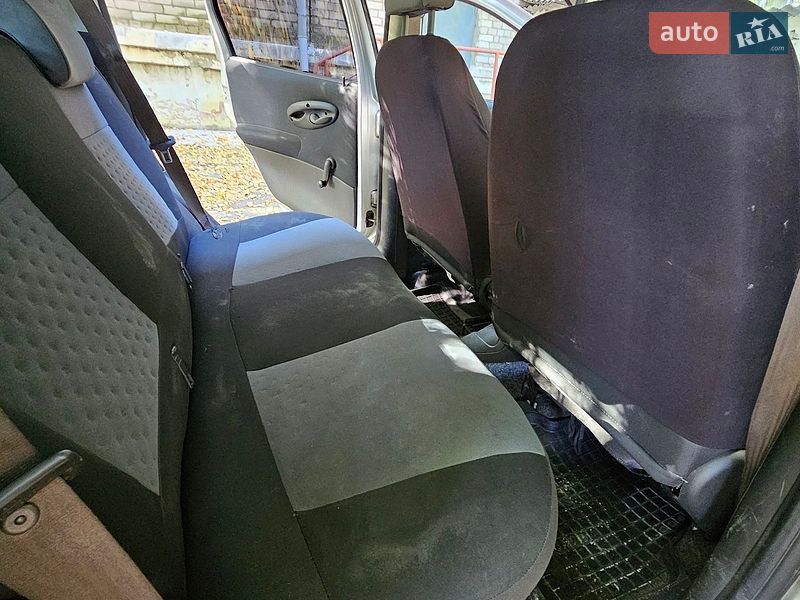 Хэтчбек Fiat Punto 2007 в Днепре