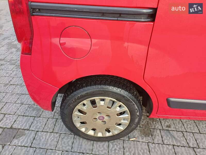 Минивэн Fiat Qubo 2011 в Ивано-Франковске
