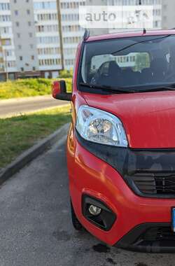 Мінівен Fiat Qubo 2017 в Львові