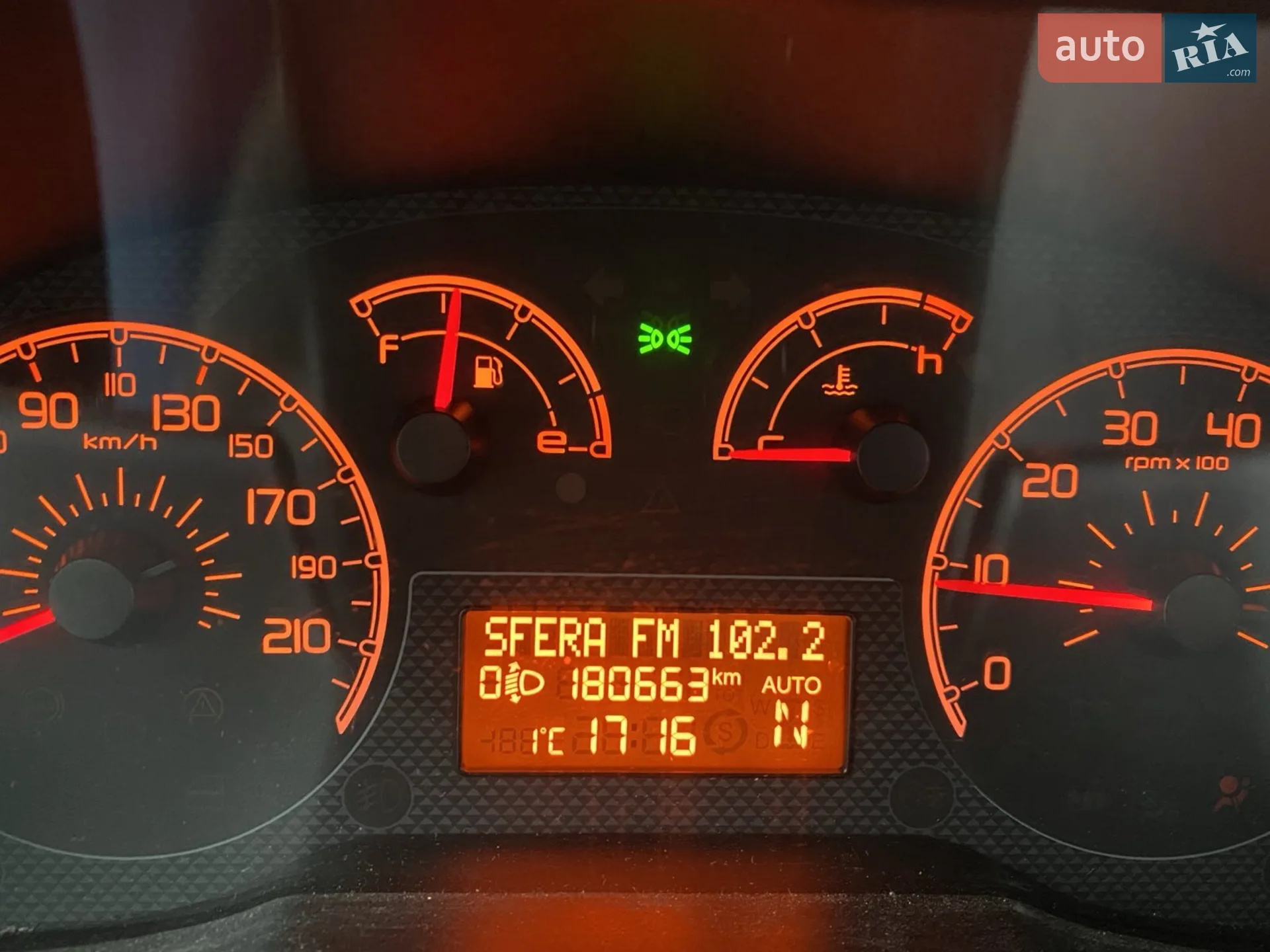 2013 Fiat Qubo - мініатюра 14