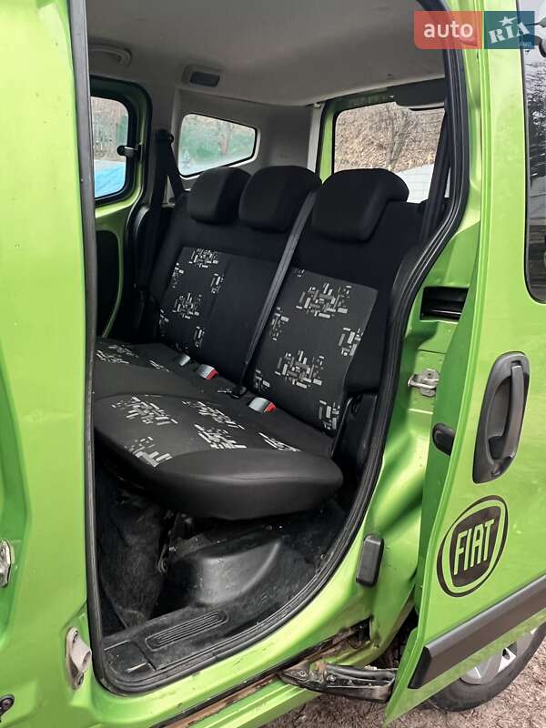 Минивэн Fiat Qubo 2010 в Каневе