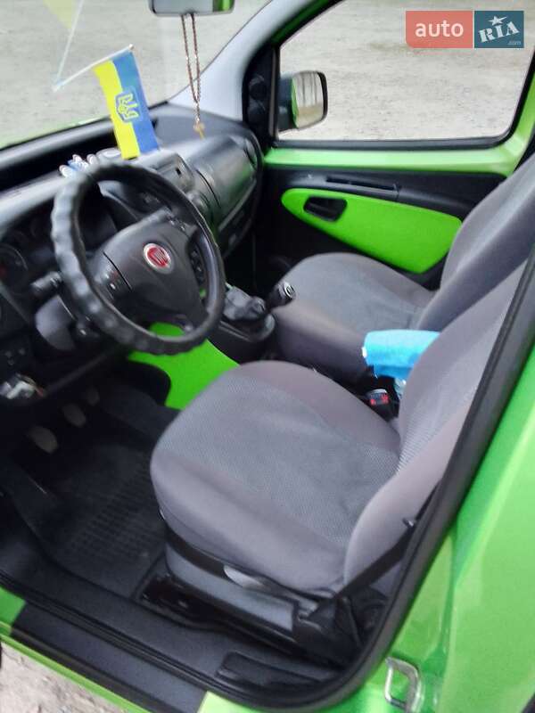 Минивэн Fiat Qubo 2011 в Умани