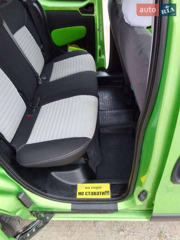 Минивэн Fiat Qubo 2011 в Умани