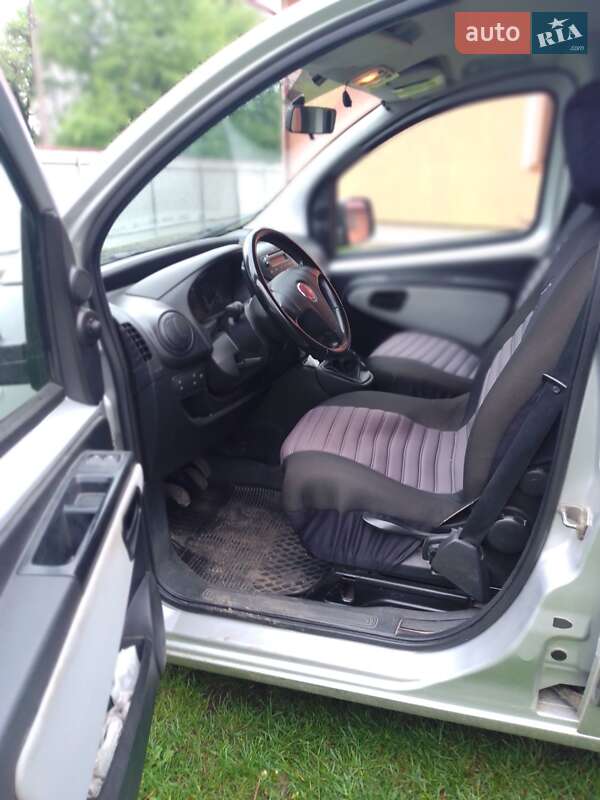 Мінівен Fiat Qubo 2011 в Коломиї