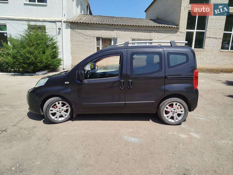 Минивэн Fiat Qubo 2010 в Новом Буге