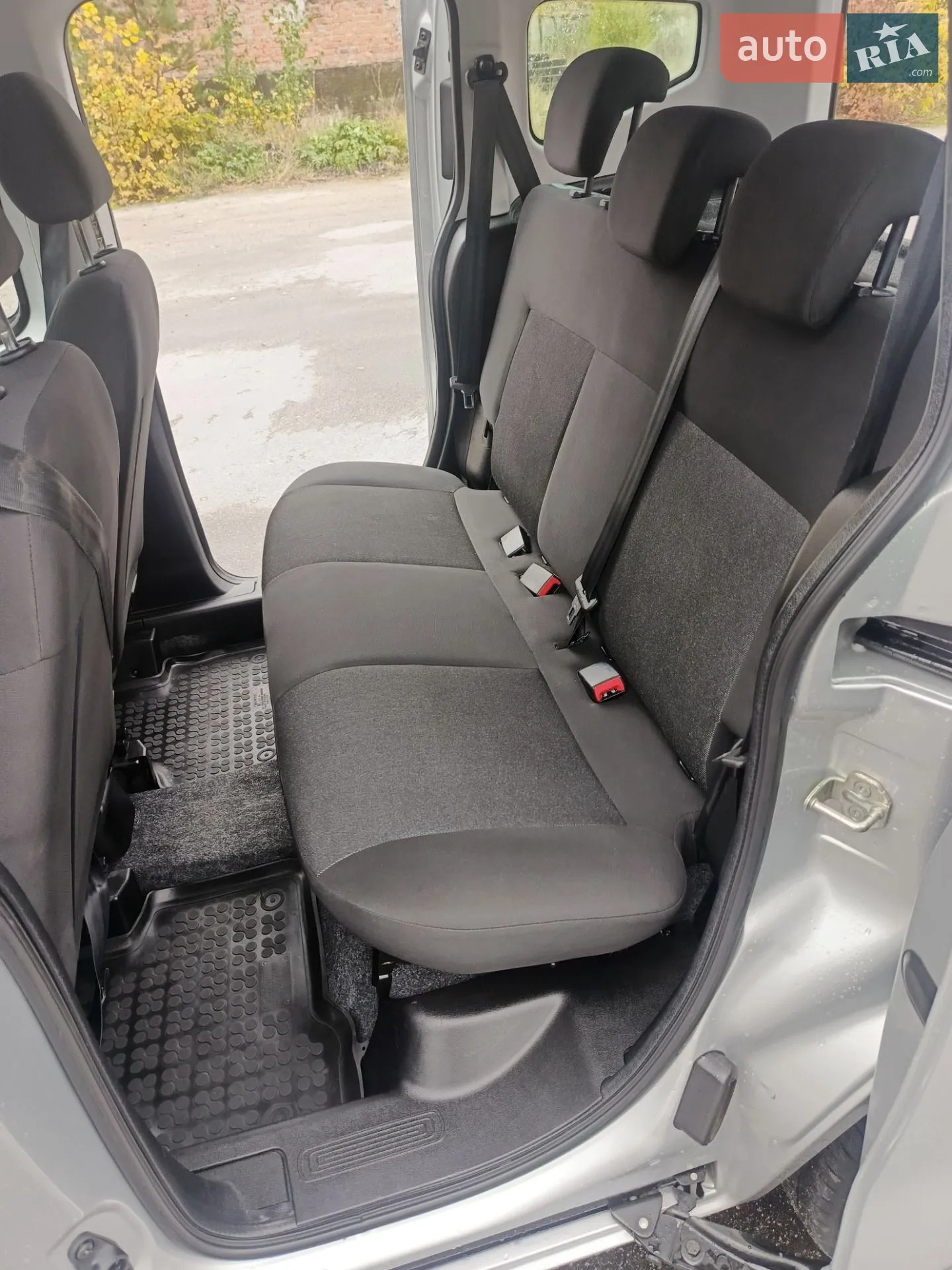 2017 Fiat Qubo - мініатюра 15