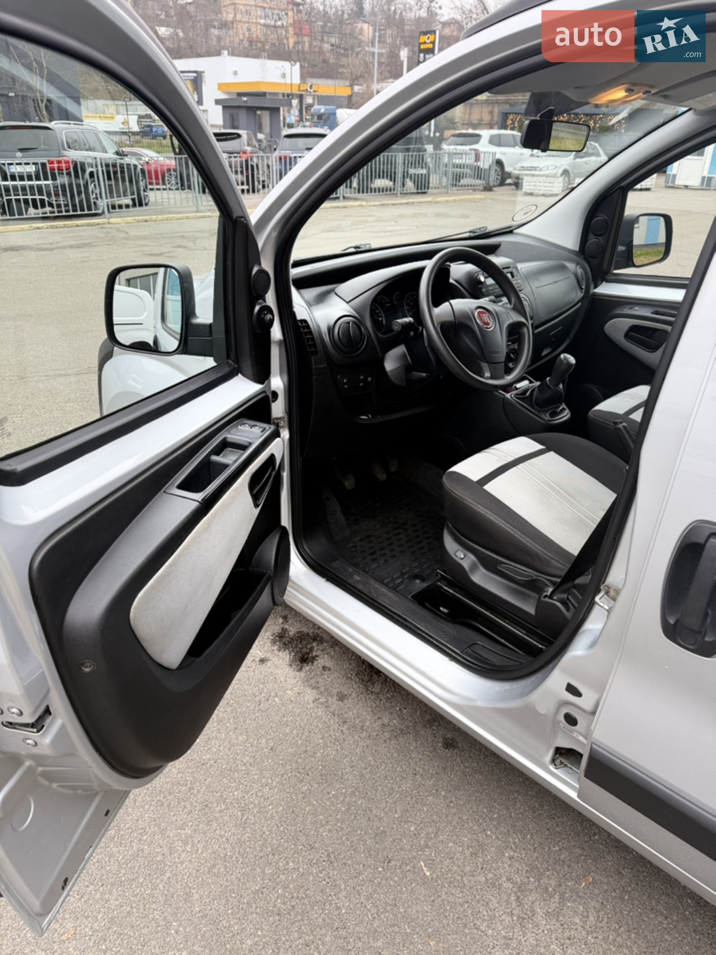 2012 Fiat Qubo - мініатюра 11