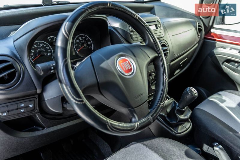 Минивэн Fiat Qubo 2012 в Киеве