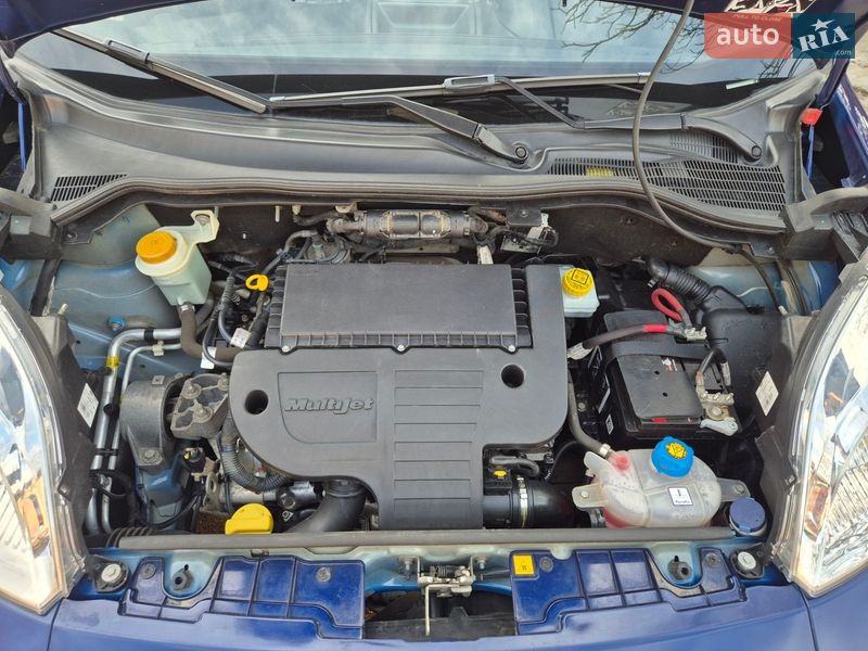 Мінівен Fiat Qubo 2013 в Дніпрі