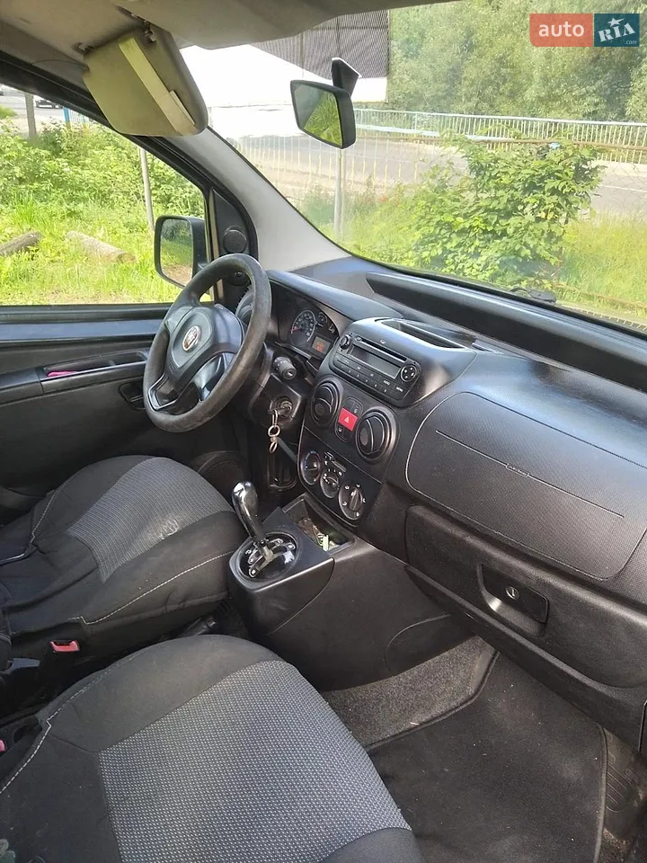 2016 Fiat Qubo - мініатюра 17