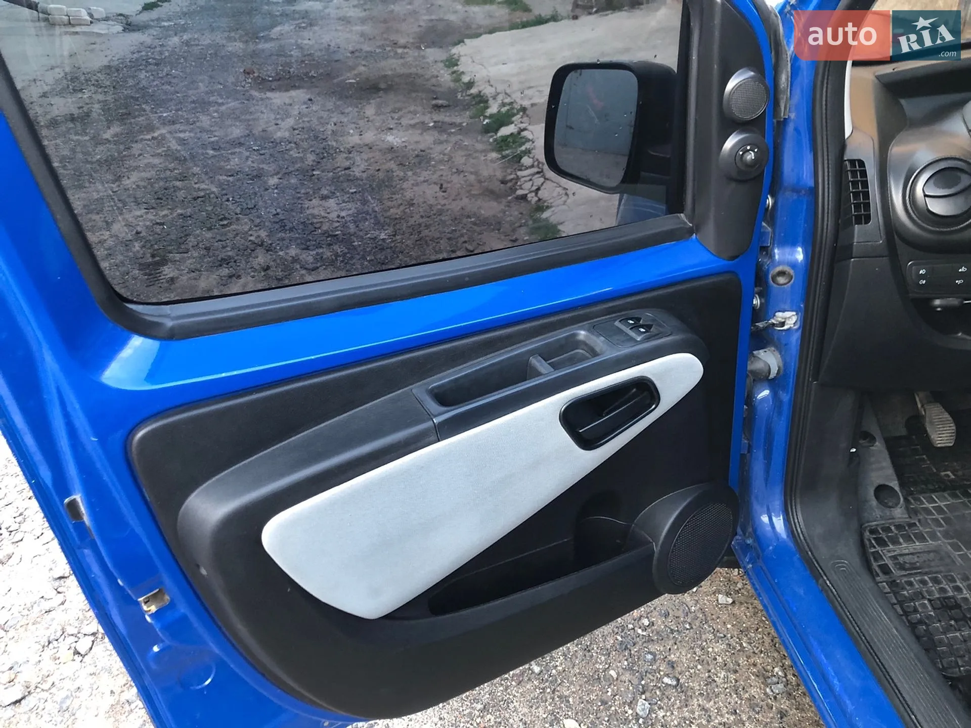 2014 Fiat Qubo - мініатюра 12
