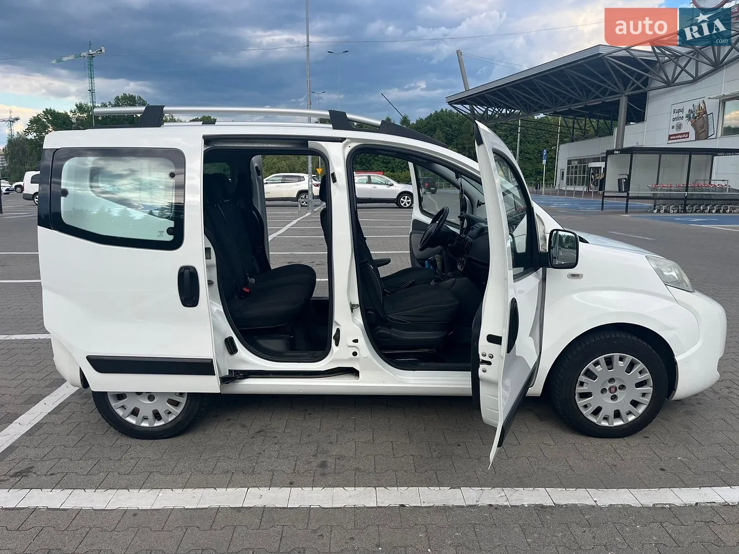 2016 Fiat Qubo - мініатюра 29
