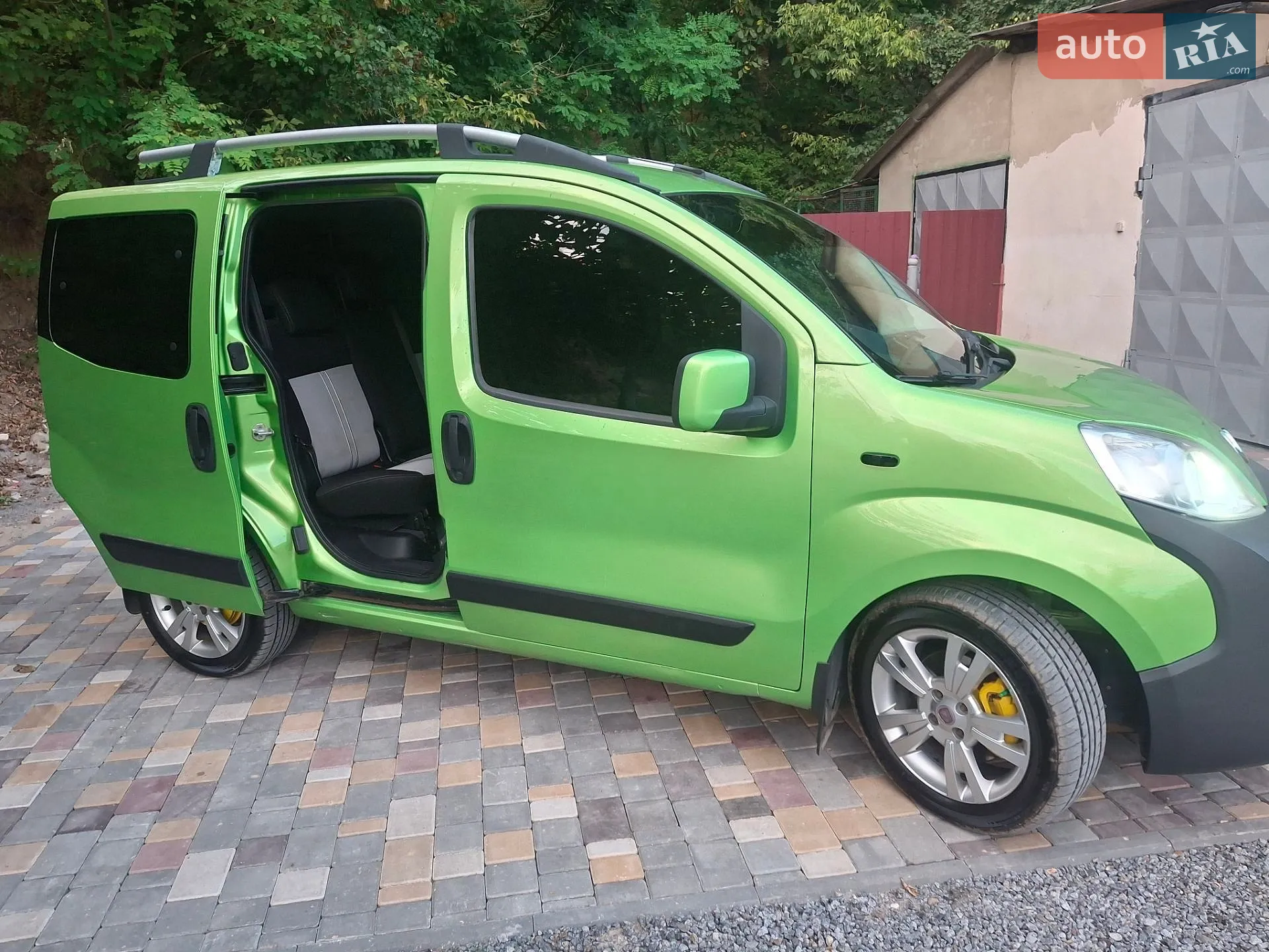 2011 Fiat Qubo - мініатюра 16