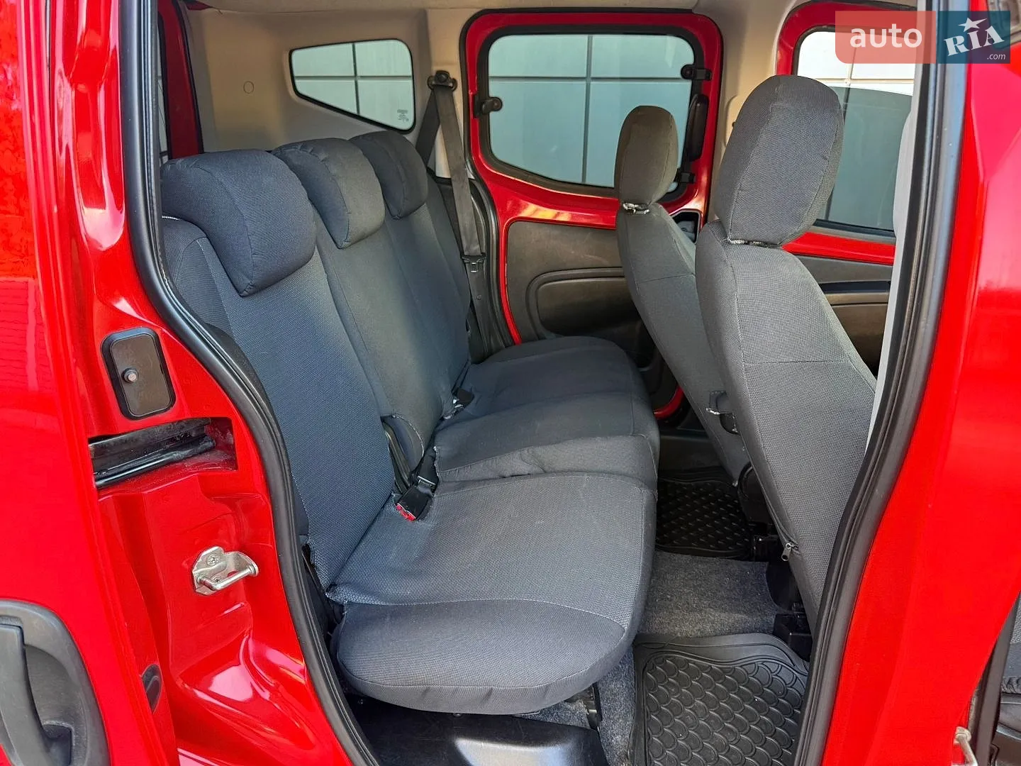 2015 Fiat Qubo - мініатюра 35