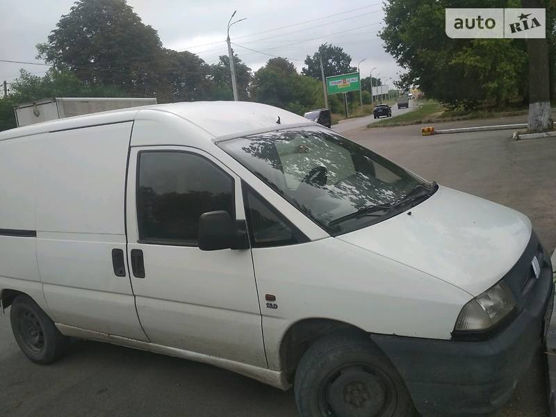 Вантажопасажирський фургон Fiat Scudo 1999 в 