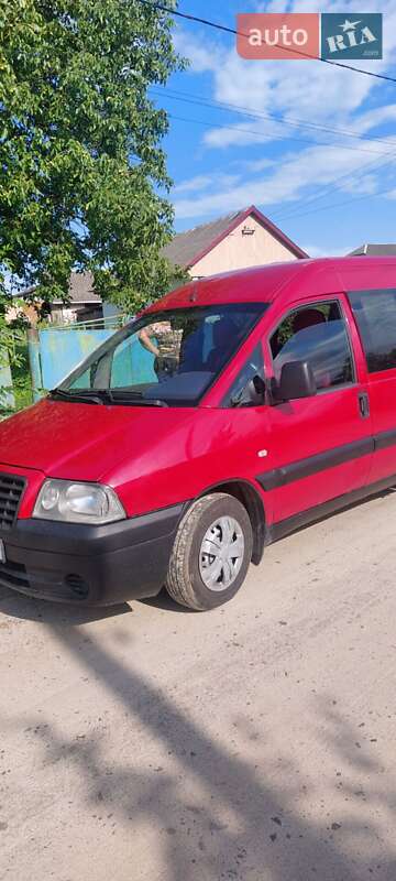 Минивэн Fiat Scudo 2006 в Новояворовске