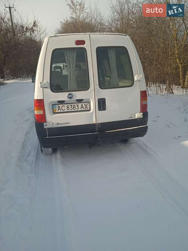 Минивэн Fiat Scudo 2005 в Нововолынске
