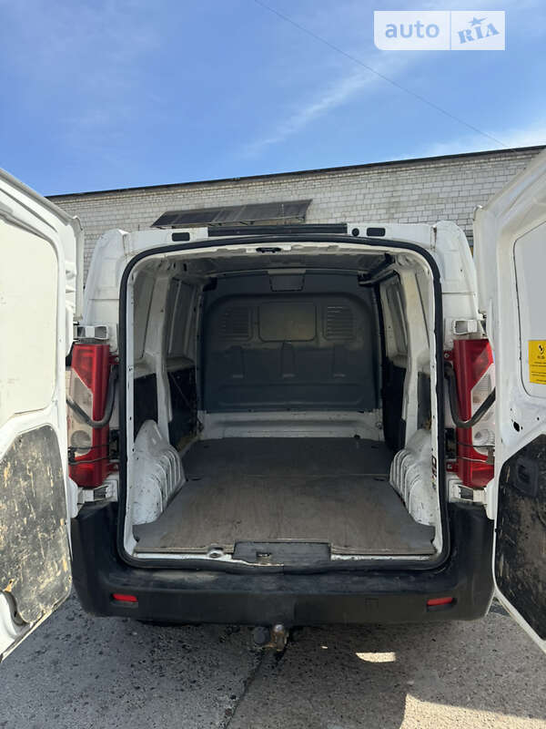 Грузопассажирский фургон Fiat Scudo 2014 в Стрые
