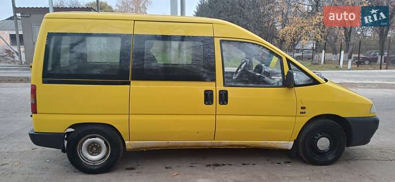 Минивэн Fiat Scudo 1998 в Ямполе