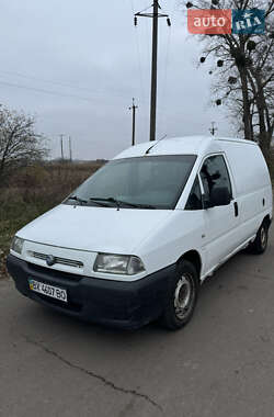 Вантажопасажирський фургон Fiat Scudo 2002 в Хмельницькому