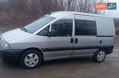 Минивэн Fiat Scudo 2006 в Млинове