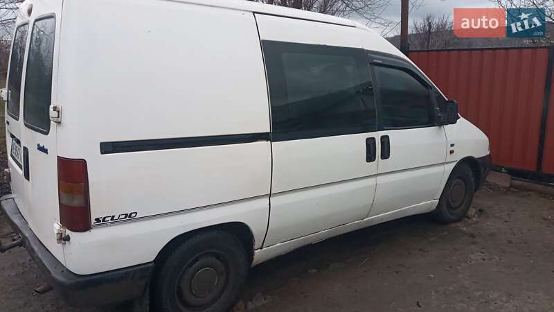 Минивэн Fiat Scudo 2000 в 