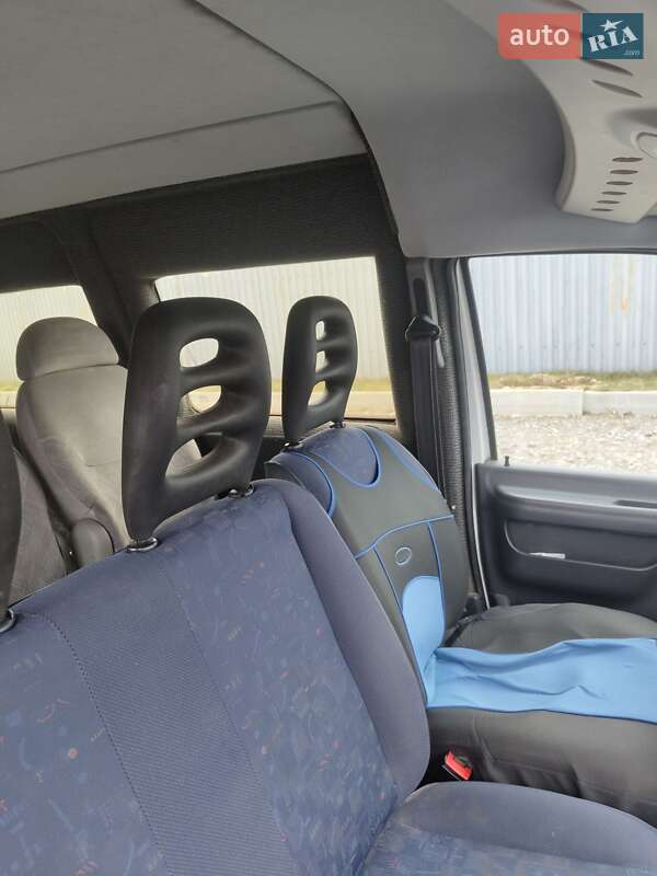 Минивэн Fiat Scudo 2002 в Новояворовске