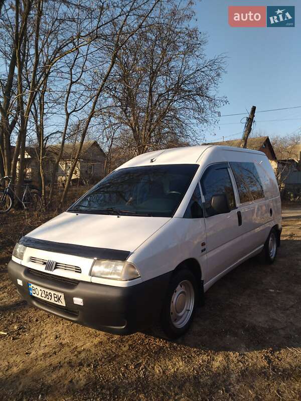 Грузопассажирский фургон Fiat Scudo 2000 в Виннице