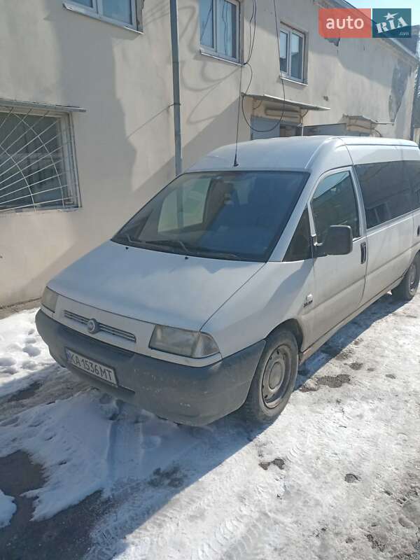 Минивэн Fiat Scudo 2002 в Киеве