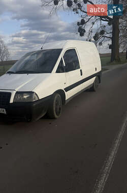 Вантажний фургон Fiat Scudo 2005 в 