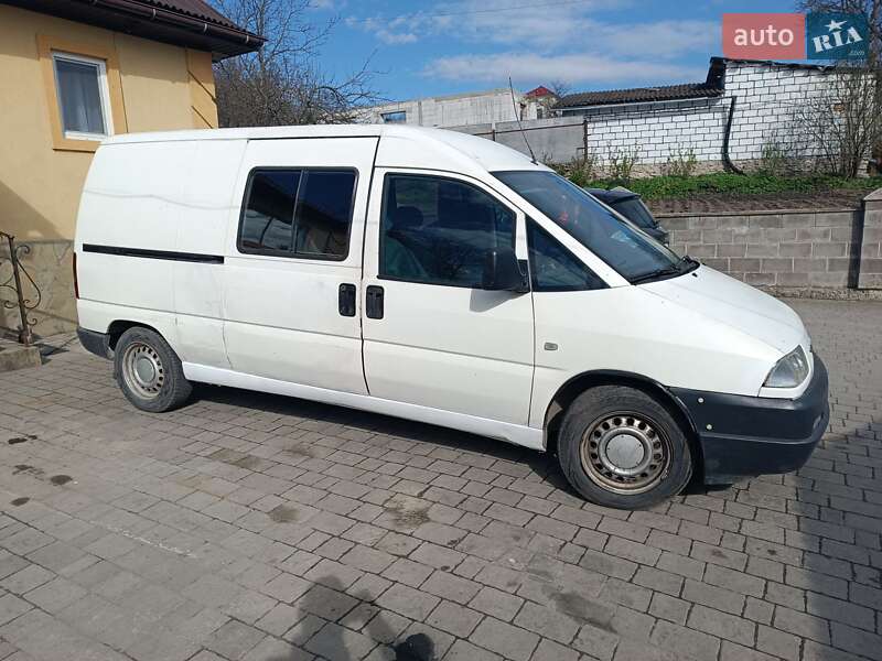 Минивэн Fiat Scudo 2000 в 