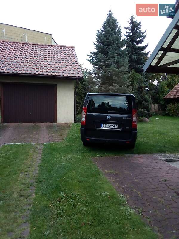 Минивэн Fiat Scudo 2007 в Николаевском