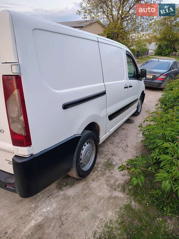 Грузовой фургон Fiat Scudo 2011 в Тульчине