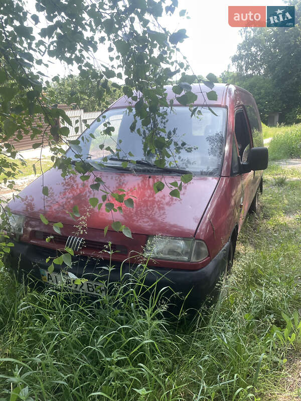 Грузовой фургон Fiat Scudo 1998 в Буче