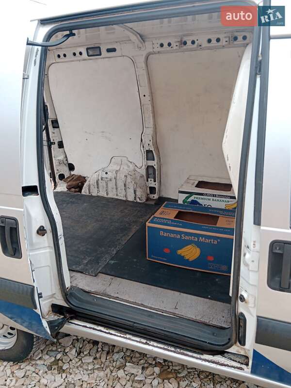 Грузовой фургон Fiat Scudo 2004 в Тлумаче фото 8 Грузовой фургон Fiat Scudo 2004 в Тлумаче