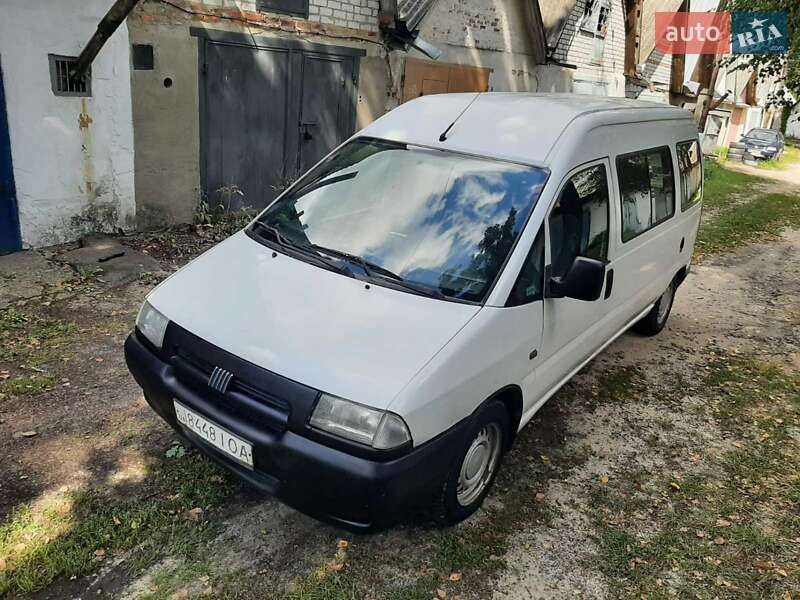 Минивэн Fiat Scudo 2000 в Озерном