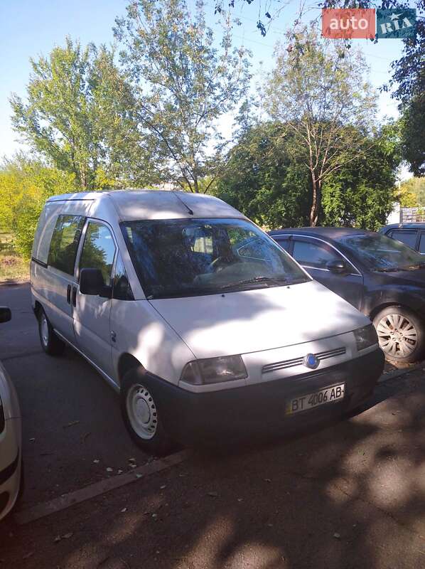 Минивэн Fiat Scudo 2002 в Днепре