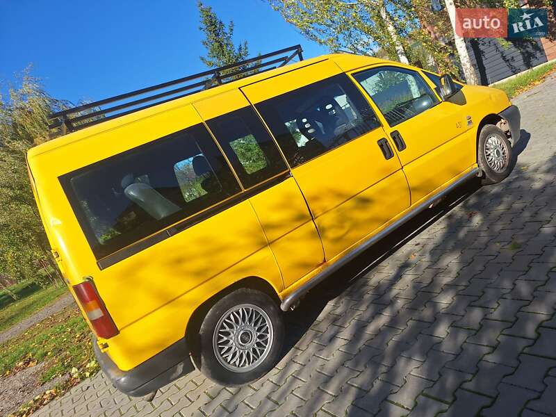 Минивэн Fiat Scudo 2003 в Черновцах