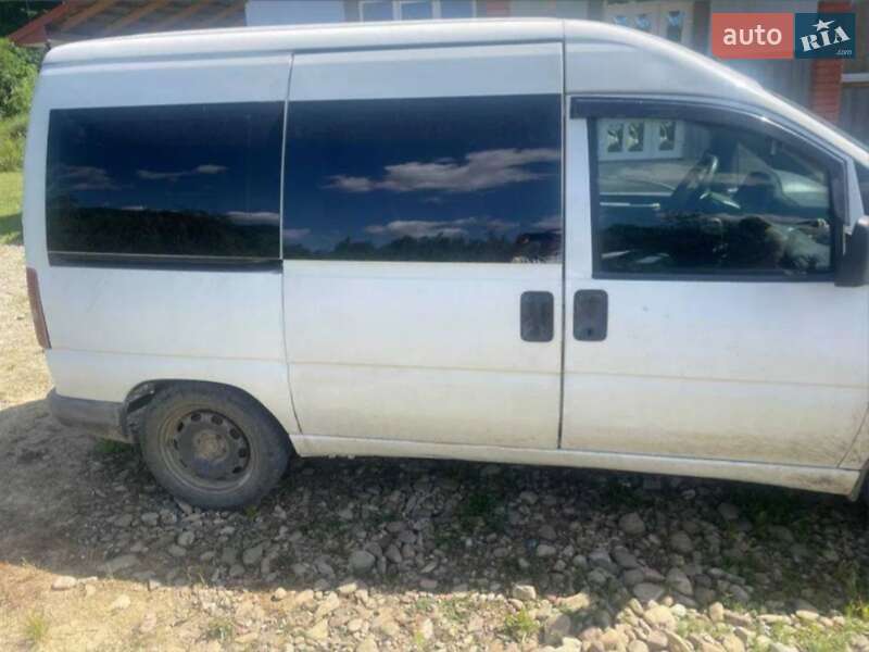 Минивэн Fiat Scudo 2001 в Рожнове