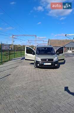 Мінівен Fiat Scudo 2012 в 