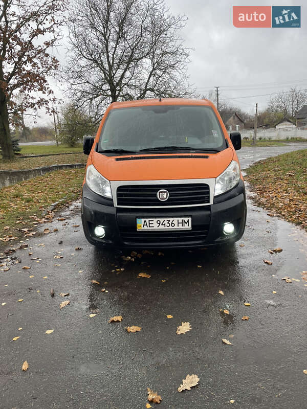 Вантажний фургон Fiat Scudo 2008 в Дубні