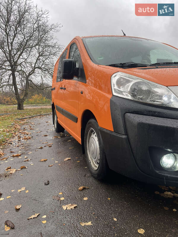 Вантажний фургон Fiat Scudo 2008 в Дубні