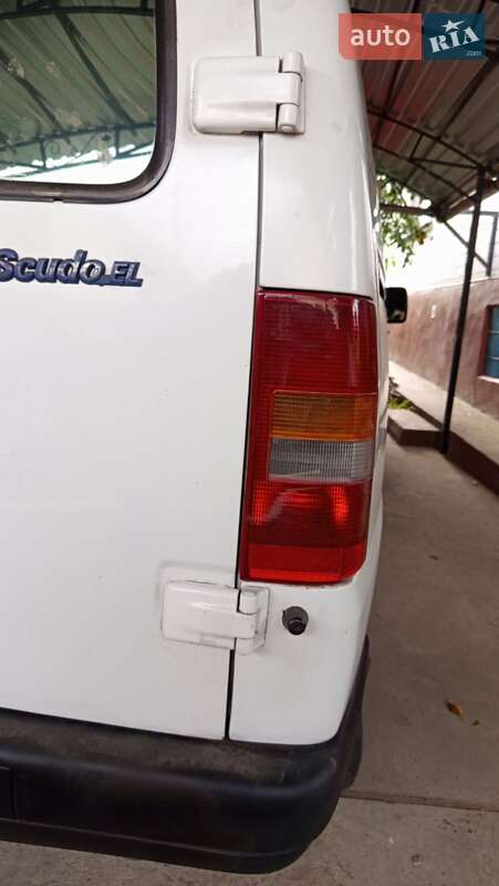 Мінівен Fiat Scudo 2002 в Каневі