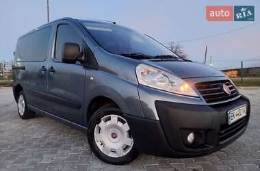 Мінівен Fiat Scudo 2007 в Сарнах