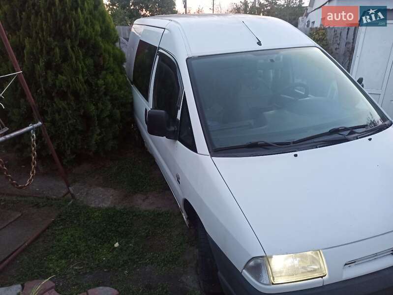 Минивэн Fiat Scudo 2002 в Днепре