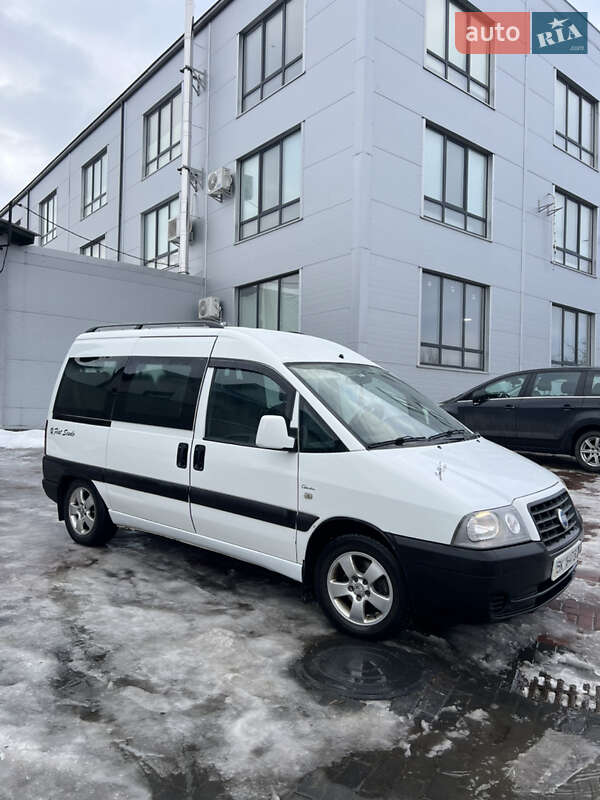 Минивэн Fiat Scudo 2005 в Ровно