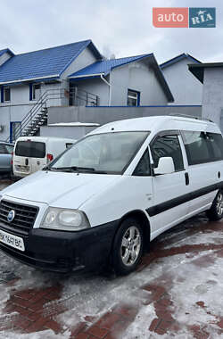 Минивэн Fiat Scudo 2005 в Ровно